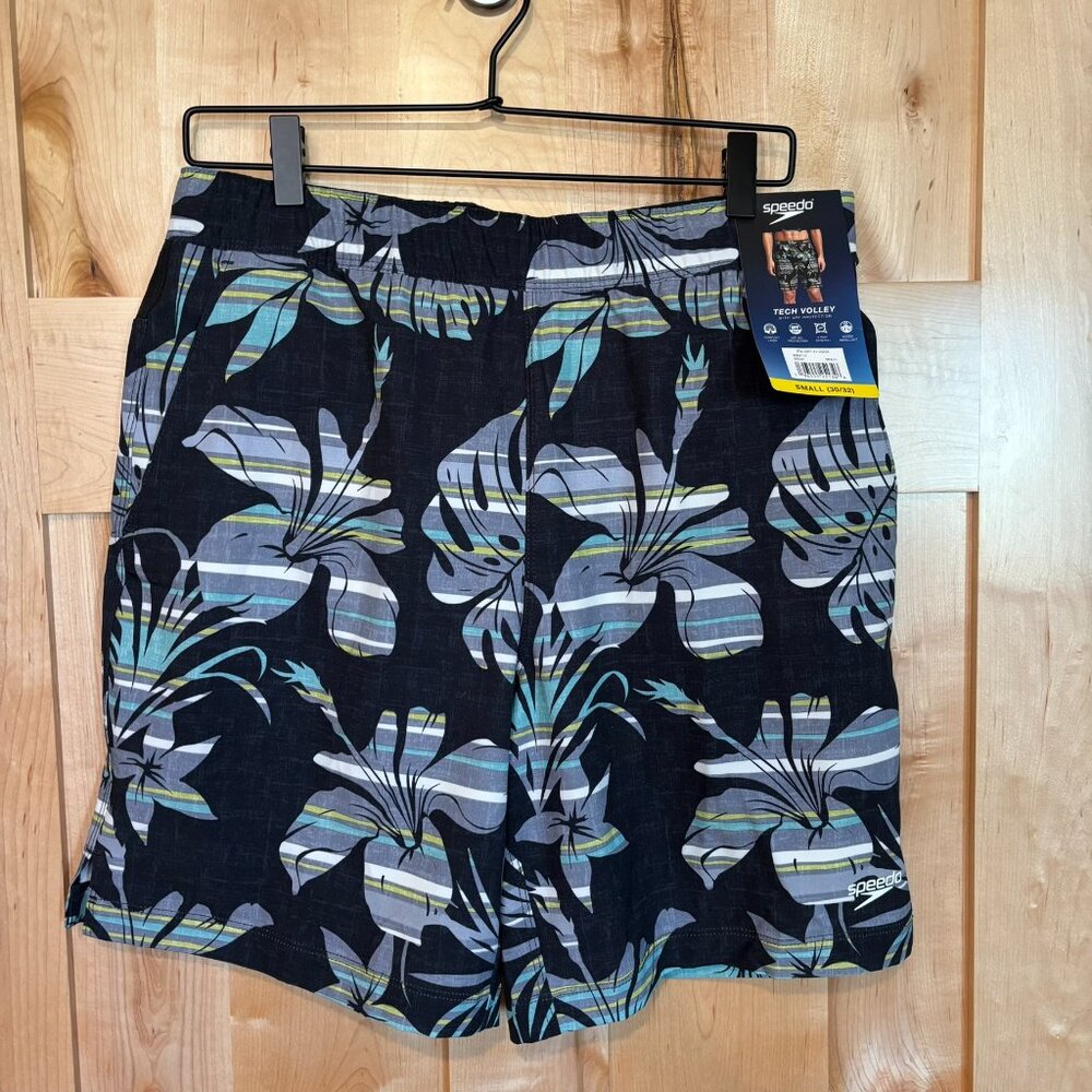 NWT Speedo Tech Volley Swim Shorts Small 30/32 Boxer Brief Liner UPF50+ Stretch